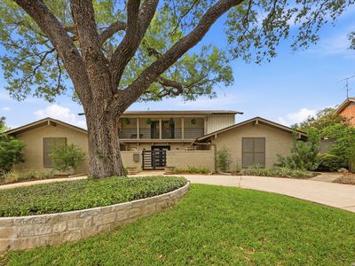 2203 BRIARWOOD DR
