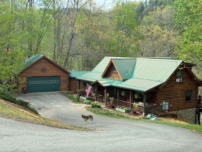 573 Cold Springs Ln