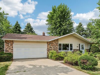 200 Tower Dr