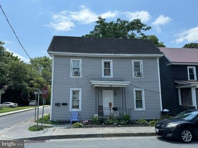 110 E Elizabeth St