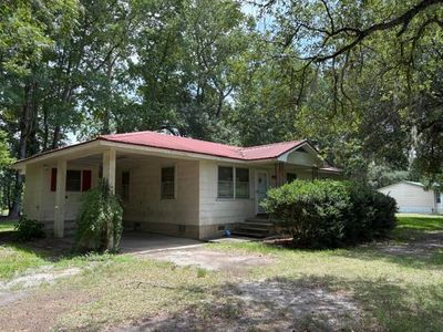 1436 Highway 61