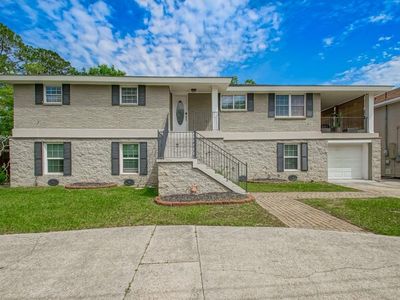 3004 S Palm Dr