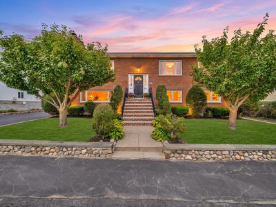 32 Robert Rd