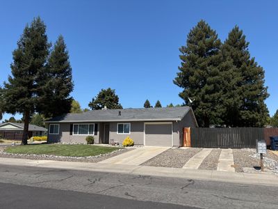 1 Donna Marie Ct