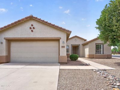 9405 N Sombrero Canyon Dr