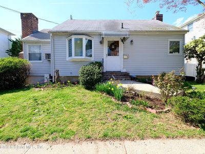 130 Hillcrest Ter