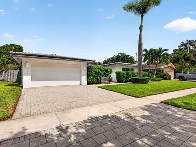 2141 NE 62ND Court