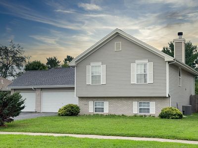 5900 Dusty Ln