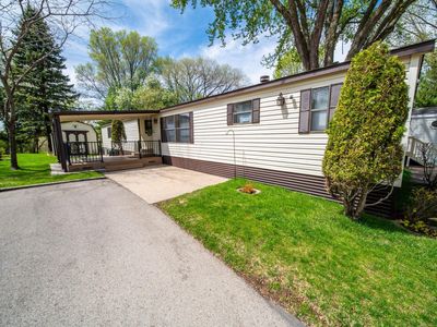 325 55th St NE Trailer 43