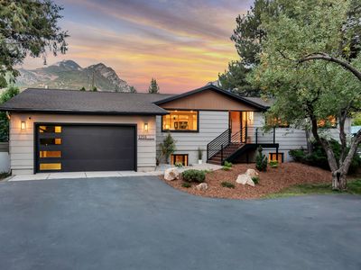 3259 E Little Cottonwood Rd