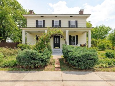 321 East St