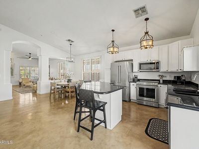 8143 E MICHELLE Drive