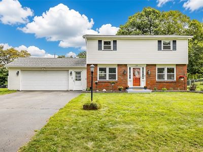 35 Grecian Pkwy