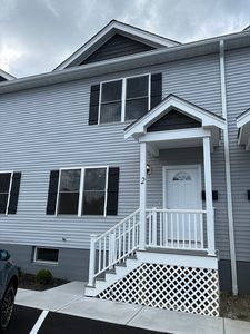 184 Avenue C Floor 2