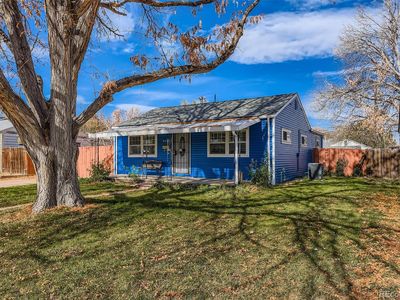 3425 W Warren Avenue