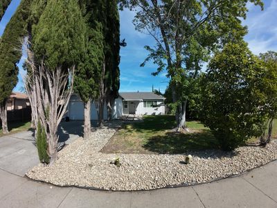 173 Bell Ave