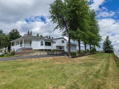 802 Foster Ave