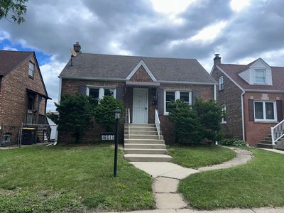 18017 Oakwood Ave