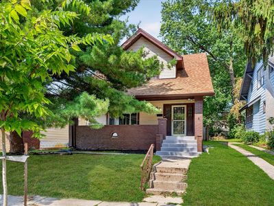 42 N Riley Ave