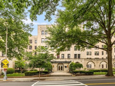 1613 Harvard St NW APT 215