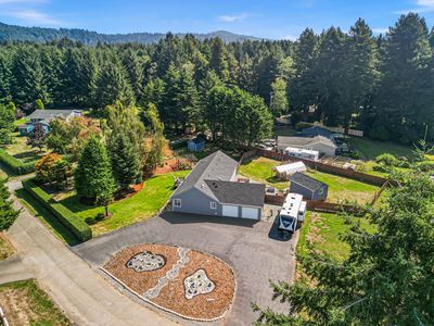 105 Skycrest Dr