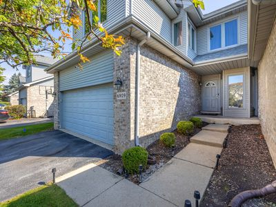 6909 Lexington Ct