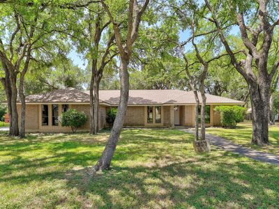 307 Las Plumas Dr