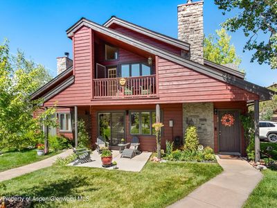 82 Silverado Dr