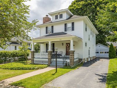 11 Maple St