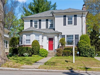31 Elmcrest Ave