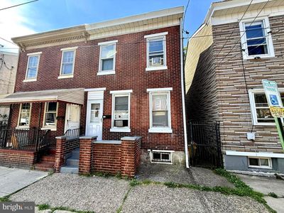 111 Mott St