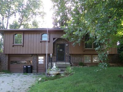 Property at 1403 Ridgeway Dr, Richmond, MO