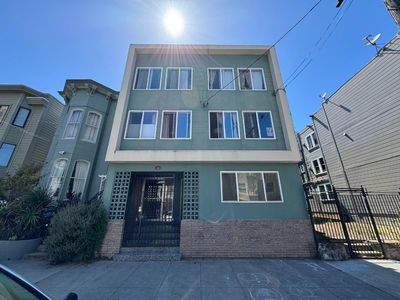 370 Bartlett St APT 2
