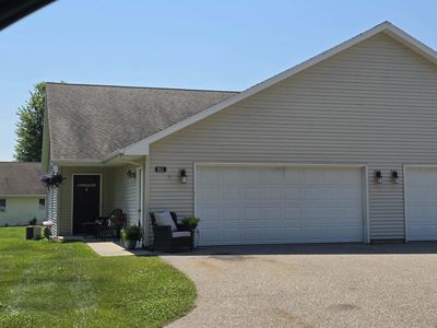 Property at 961 Charles Wright Dr, Waupaca, WI