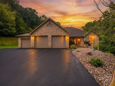 221 Shaw Ct
