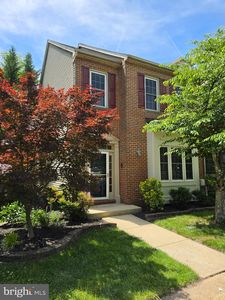 6215 Knolls Ct