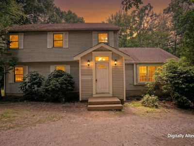 12 Anne Drive