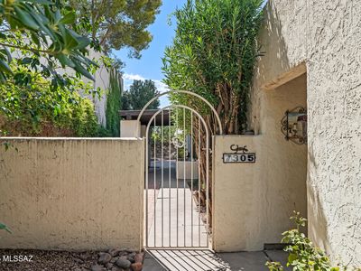 7305 E Cascada Cir