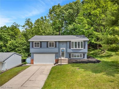 Property at 9412 Munich Dr, Parma, OH