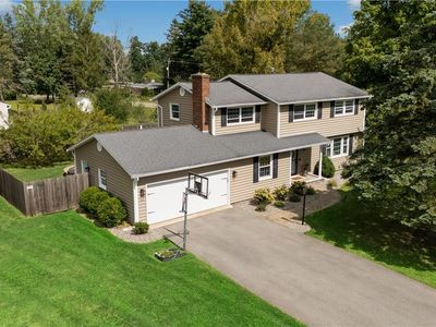 7673 Charlemont Dr