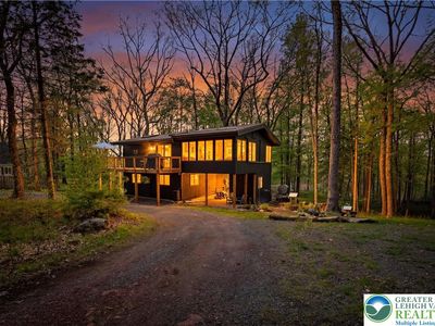 Property at 104 Horseshoe Ct, Lackawaxen, PA