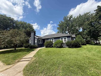 300 Edgewood Ave