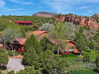 30 Cactus Rd