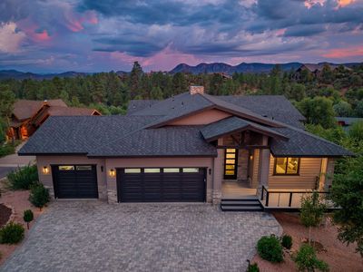 2806 E Coyote Mint Cir