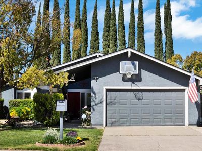 8431 Los Serranos Way