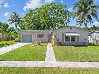 6840 SW 10th Ct