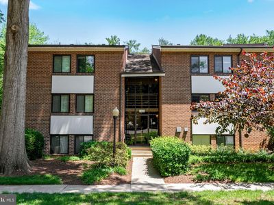 1443 Northgate Sq Unit 22B