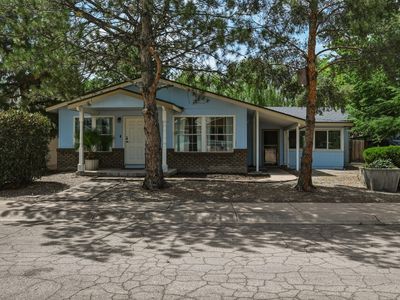 113 N Pinecrest Rd