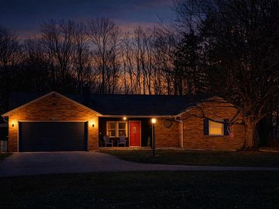744 E Hanley Rd