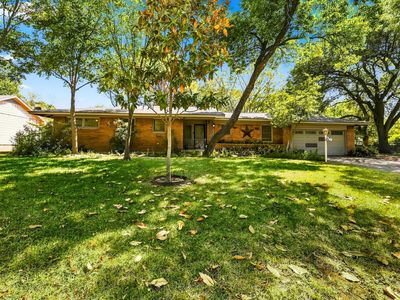 204 University Dr